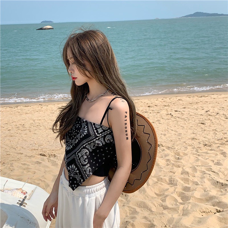 Áo yếm 2 dây họa tiết thổ cẩm | BigBuy360 - bigbuy360.vn