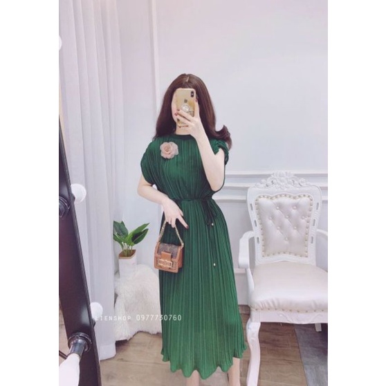 Váy dập ly hồng