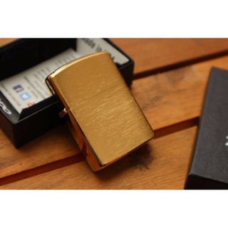 Bật Lửa Zippo USA Marlboro Vàng