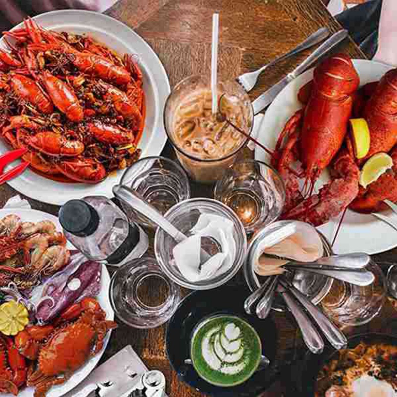 Bộ Dụng Cụ Hải Sản 7 Cái Bao Gồm 2 Bánh Quy Cua , 2 Vỏ Tôm Hùm , 2 Nĩa Cua-Bấm và 1 Kéo Hải Sản