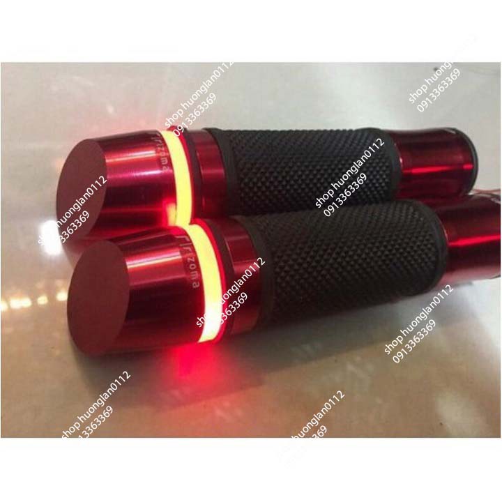 Bao tay nắm xe máy gù vát có đèn led