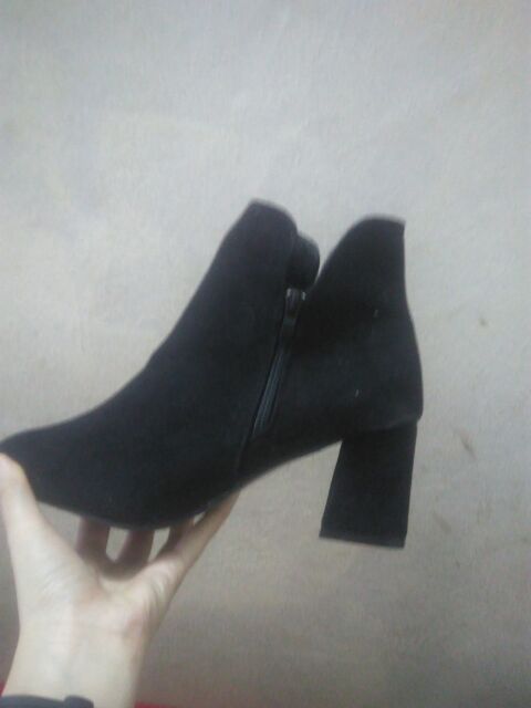 FOLLOW SHOP săn DEAL 9K Bốt nữ ,bốt cổ ngắn , boot da lộn, boot cao 6,5 phân | BigBuy360 - bigbuy360.vn