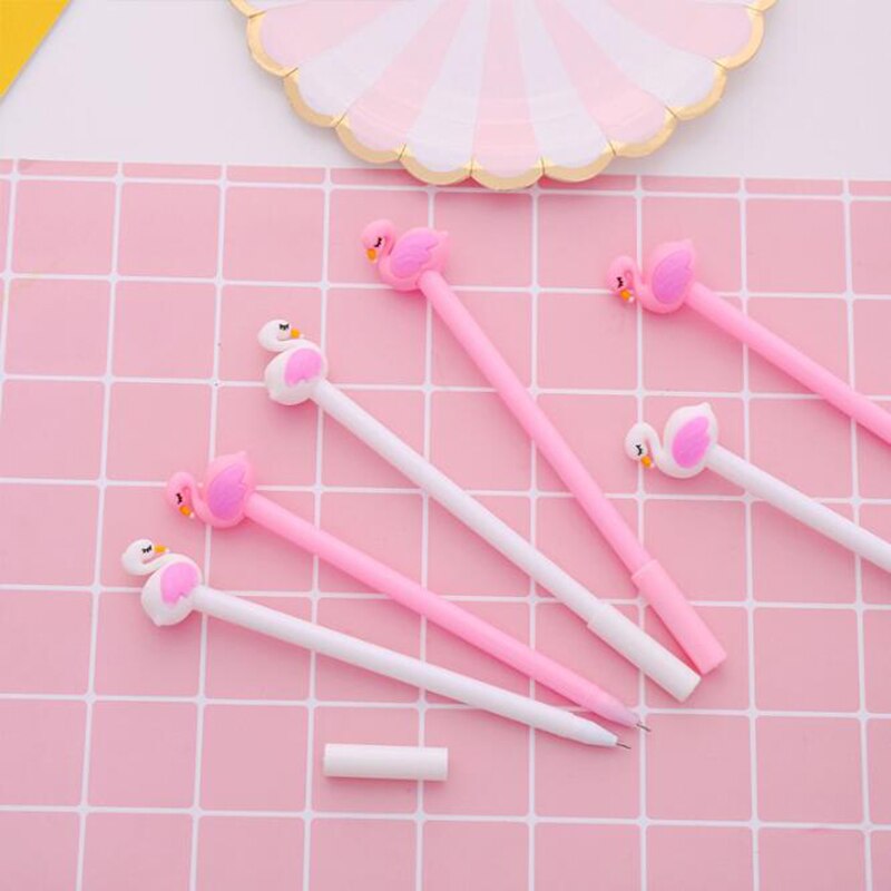 1 Bút Bi Mực Đen Ngòi 0.5mm Hình Chim Hồng Hạc Dễ Thương