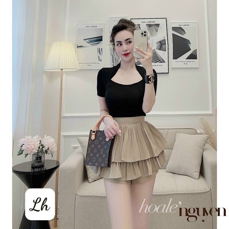 Áo thun cổ vuông cách điệu