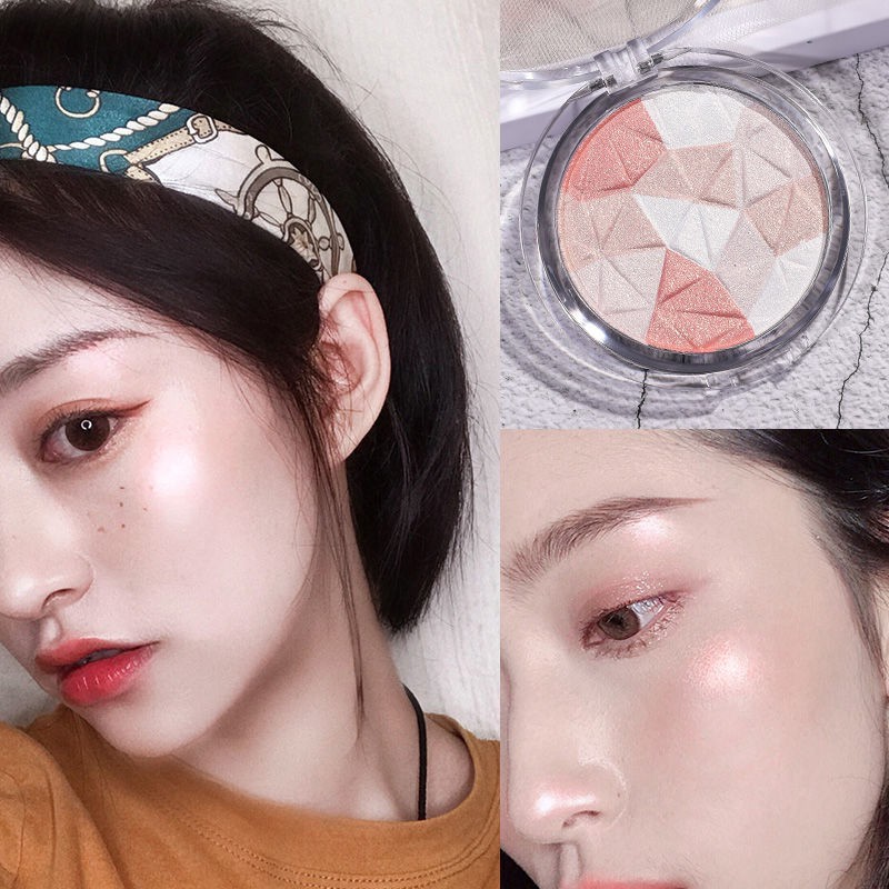 Phấn Bắt Sáng Làm Sáng Da Tiện Lợi