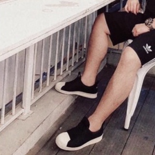 Giầy slipon adidas