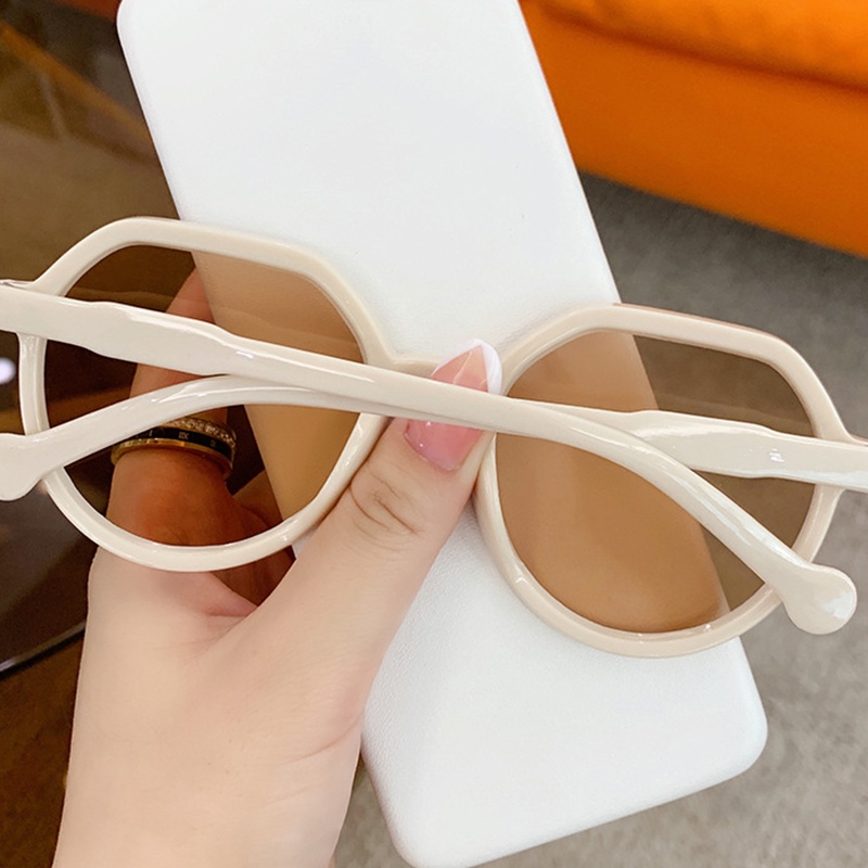 Kính mát thời trang Hàn Quốc cho nam và nữ