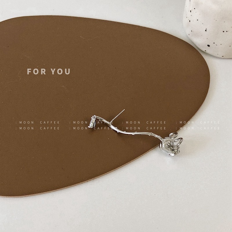 Bông Tai Dạng Kẹp Đính Đá zircon Hình Hoa Hồng Siêu Thần Tiên Cá Tính Đơn Giản