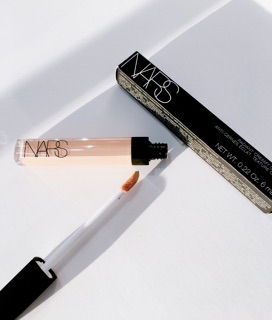 Kem che khuyết điểm Nars Concealer