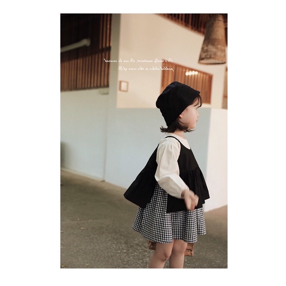 Váy bé gái váy yếm thu đông Vintage họa tiết Caro Quảng châu cho bé từ 9-21kg-V040