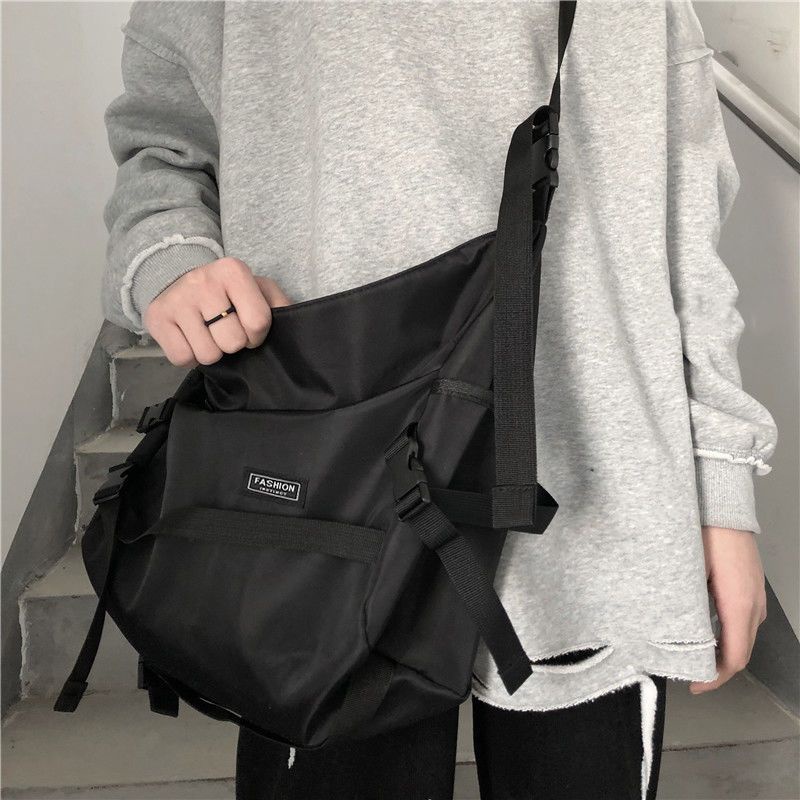 2022 new fashion brand messenger bag men's and women's street hip hop Harajuku functional bag shoulder bag tooling bag backpack