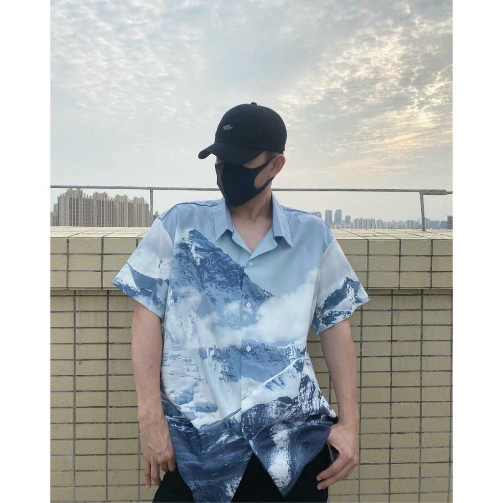 Áo sơ mi lụa in họa tiết form rộng tay lở chất lụa mềm mịn, thoáng mát, thoải mái