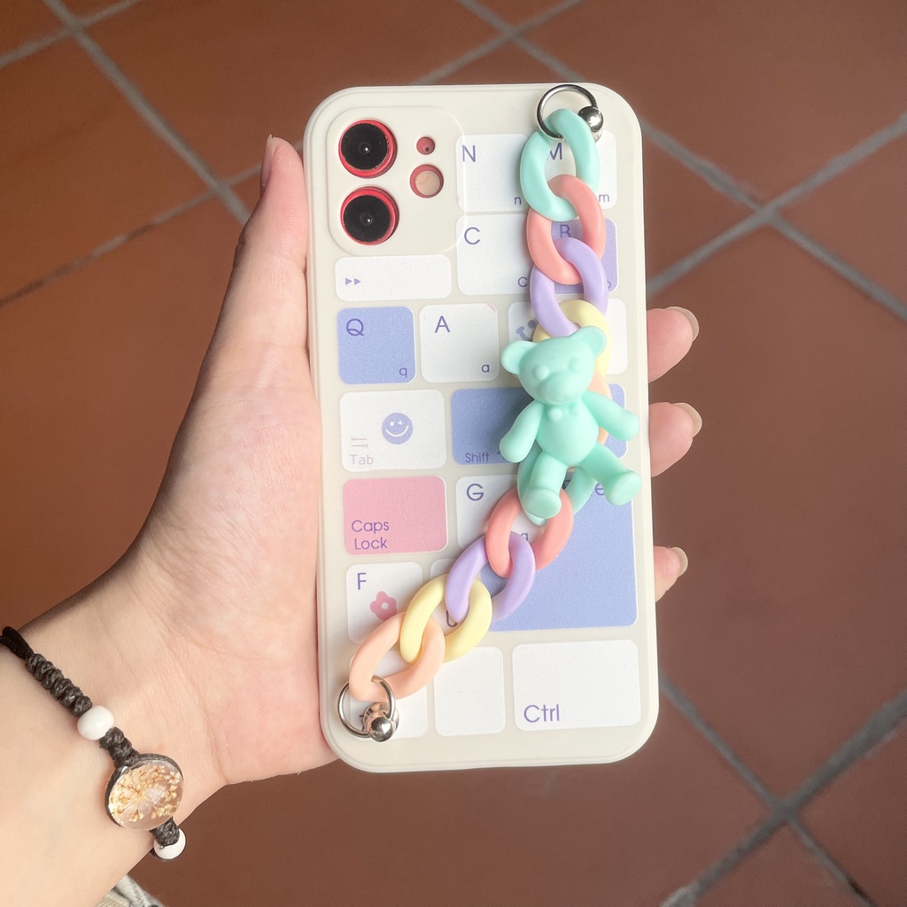 Ốp lưng iphone cạnh vuông gắn xích gấu hình bàn phím dành cho iphone 6 đến 14promax - bi353