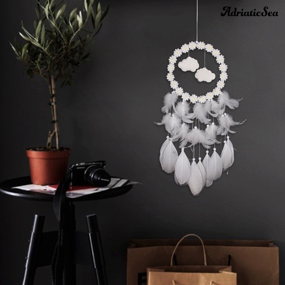 Dreamcatcher đính lông vũ trang trí