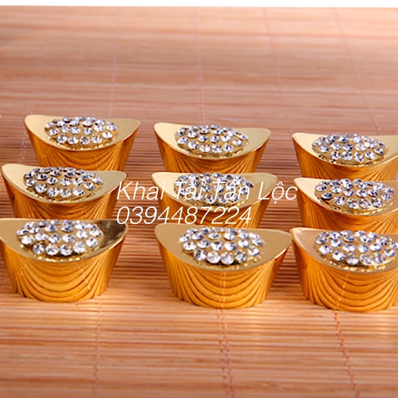 Thỏi vàng , nén vàng thần tài chiêu tài bằng kim loại