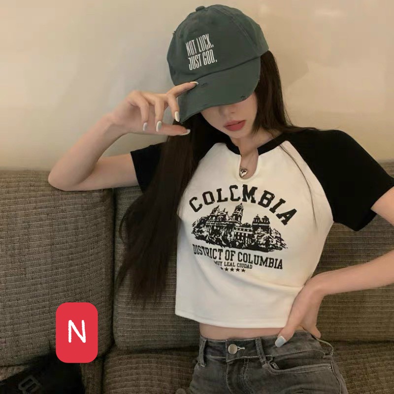 Áo croptop tay ngắn cổ khoét u in chữ Colombia cách điệu siêu hot