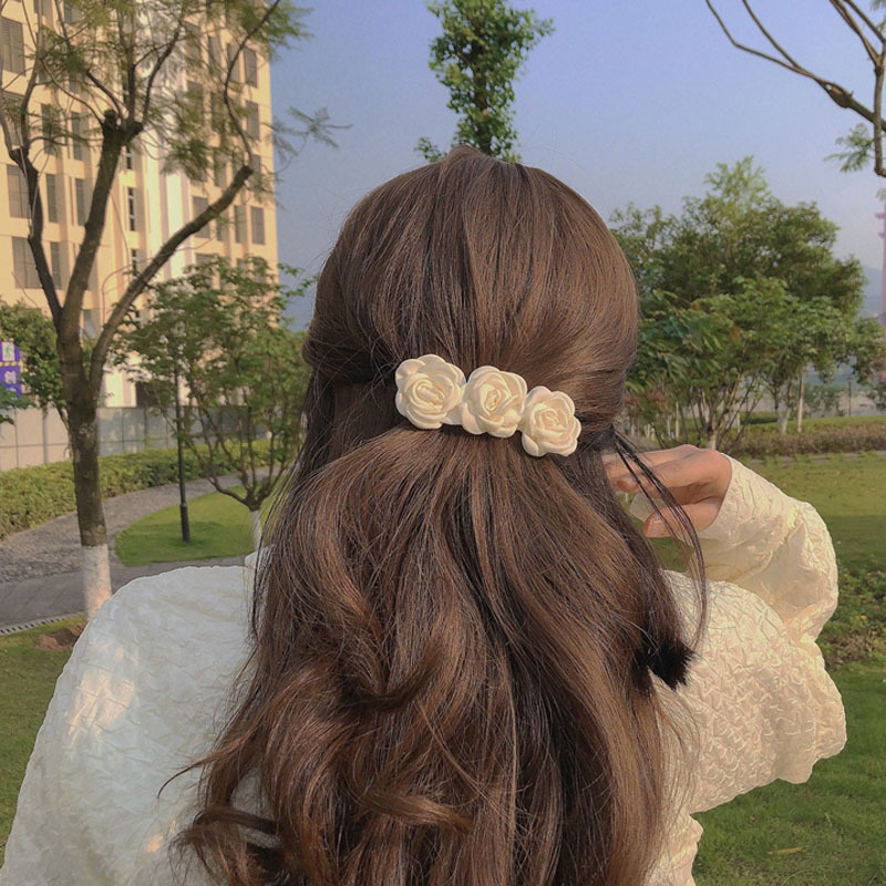 Kẹp tóc đính hoa xinh xắn dễ thương dành cho nữ