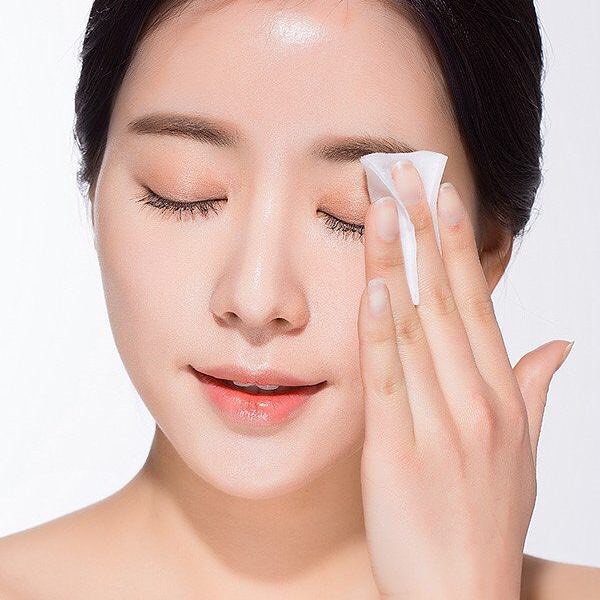 NƯỚC TẨY TRANG GARNIER MICELLAR ROSE WATER CLEANSE &amp; GLOW DULL &amp; SENSITIVE SKIN 400ML MẪU MỚI