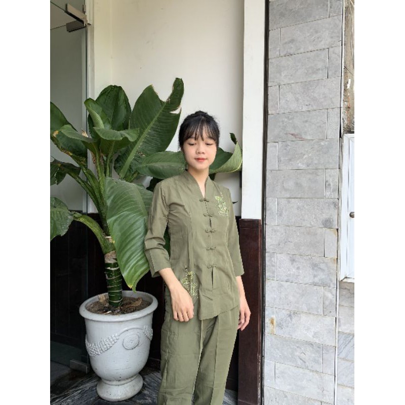 đồ đi chùa, thời trang nữ, đồ thời trang, phật giáo | BigBuy360 - bigbuy360.vn