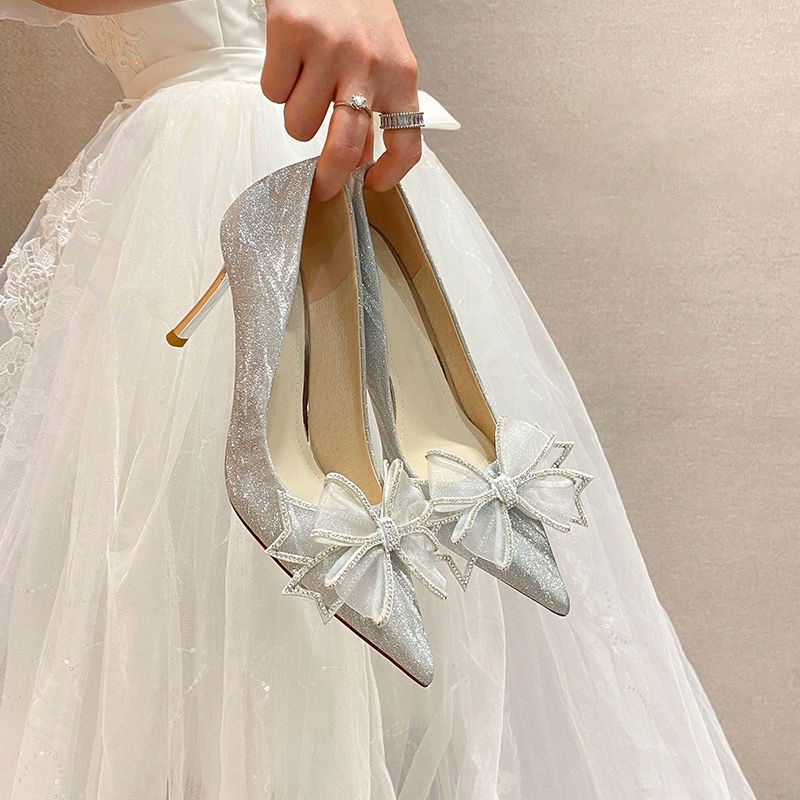 Giày Cao Gót Mũi Nhọn Đính Đá Pha Lê Phong Cách Thời Trang Mới 2022 Dành Cho Nữ