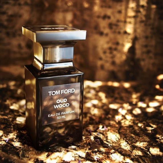 ✧ Mẫu thử nước hoa tom ford oud wood 10 ml dạng xịt.𝒦𝒟.𝒮𝓉ℴ𝓇ℯ️ | Thế Giới Skin Care