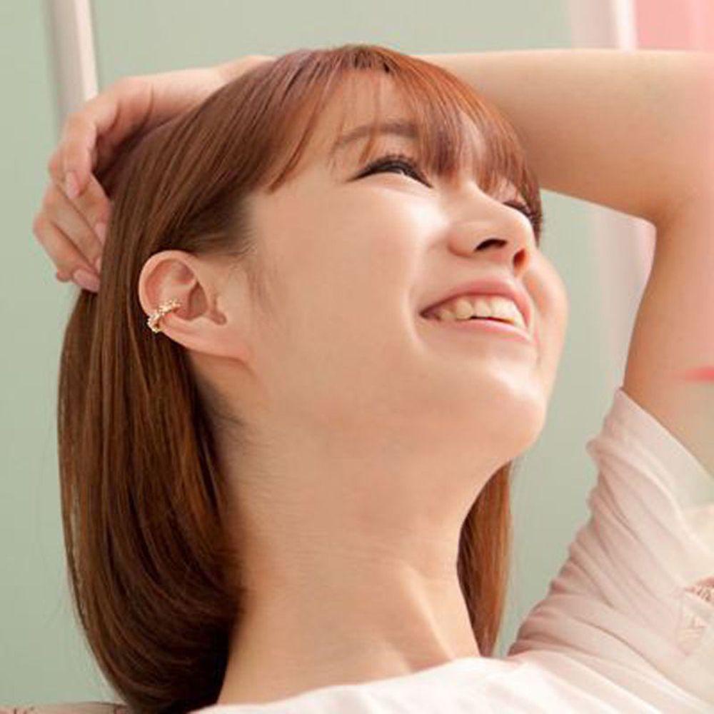 BORAG Khuyên Vành Tai Đính Đá Mới