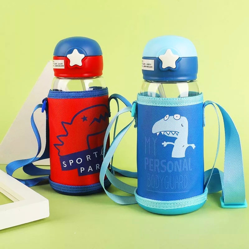 [NHỰA AN TOÀN] Bình nước cho bé đi học, Bình uống nước cho bé có ống hút 700ml chịu nhiệt tốt tặng kèm túi và dây đeo
