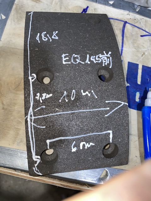 Má phanh 145 trước ( thông số trên ảnh )