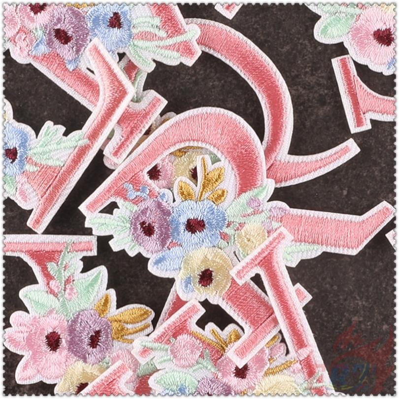 Sticker Ủi Thêu Hình Chữ Cái