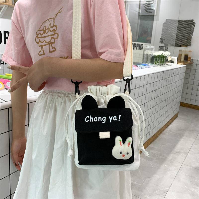 Túi Đeo Chéo Vải Canvas Cỡ Lớn Họa Tiết Hoạt Hình Dễ Thương Thời Trang Cho Nữ