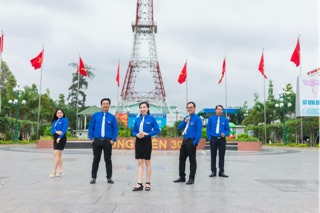Cà vạt Đoàn - Hội