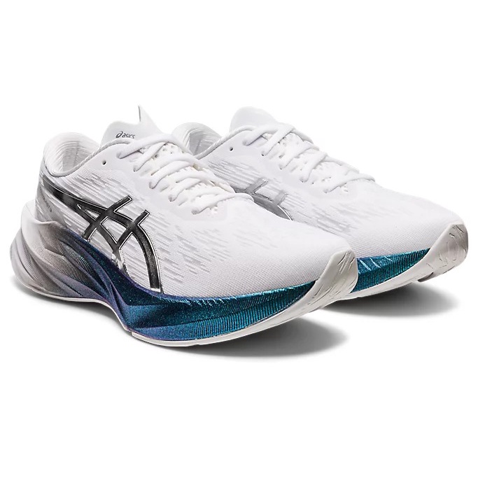 Giày Chạy Bộ Thể Thao Nữ Asics NOVABLAST 3 PLATINUM 1012B290.100
