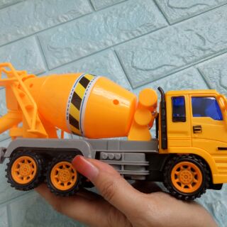 XE TRỘN BÊ TÔNG ĐỒ CHƠI CHO BÉ