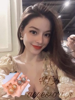 Bông sát tai Dior