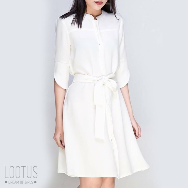 Váy trắng công sở
