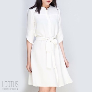 Váy trắng công sở