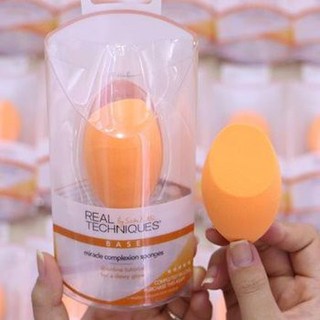 Mút tán nền Real Techniques Miracle Complexion