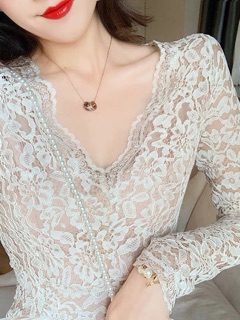 Váy ren dáng dài