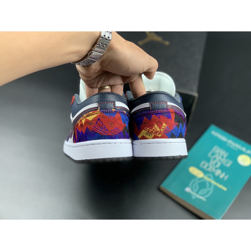 Giày thể thao nam nữ Jordan thổ cẩm  - J402