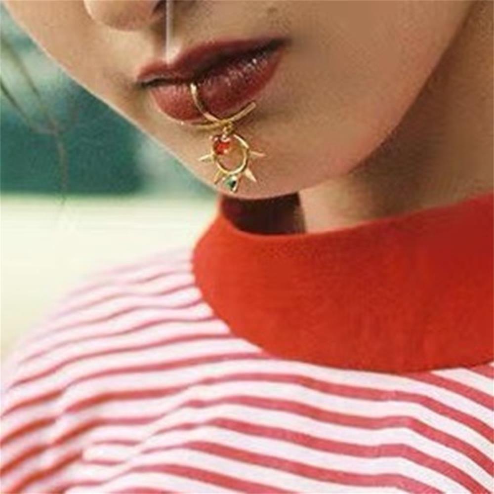 Nhẫn Đeo Tay Giả Môi MAXG|Nhẫn Thời Trang Nhiều Màu Sắc Cho Nữ|Khuyên Xỏ Môi Giả Nhiều Màu Sắc Cá Tính