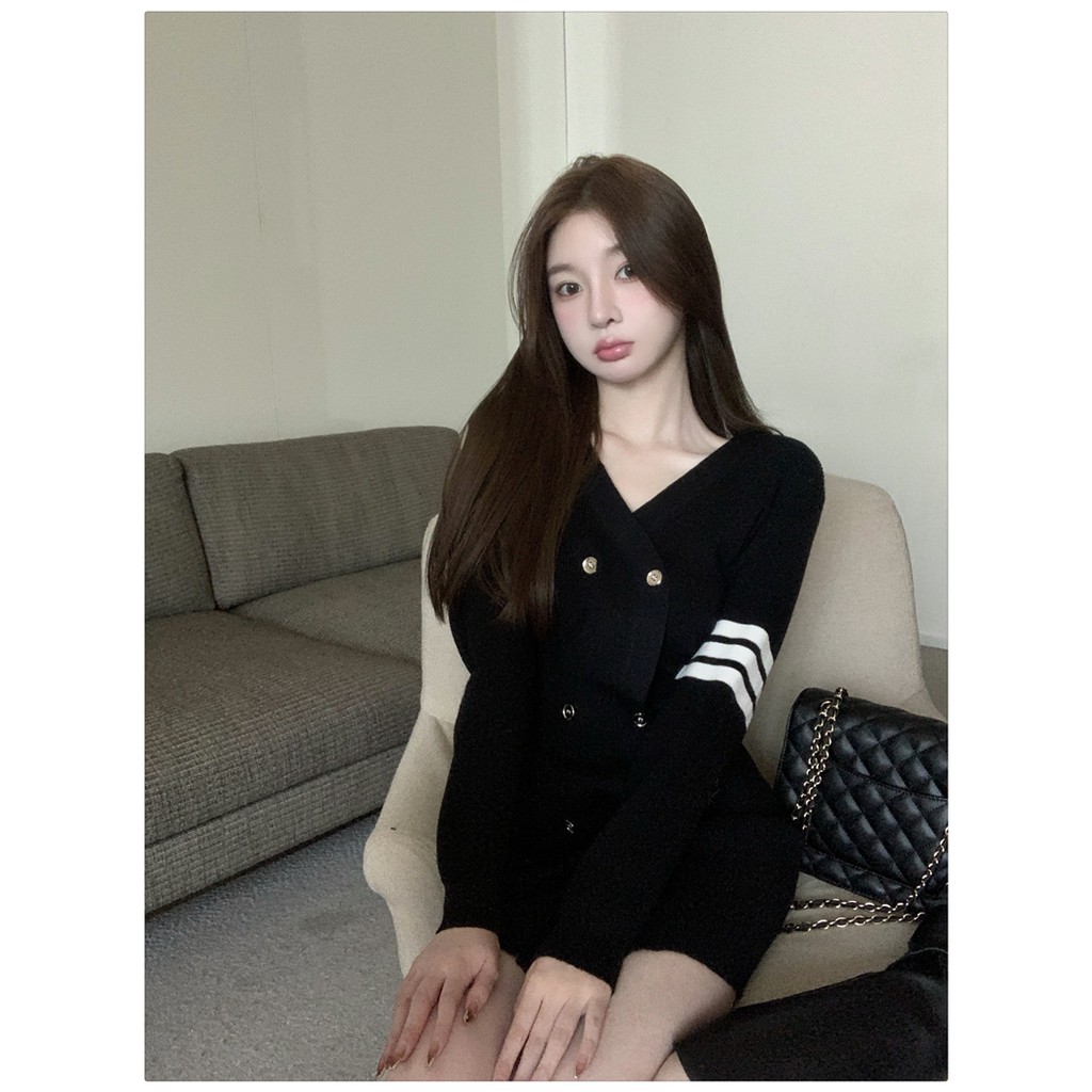 Đầm len dài tay kẻ sọc phong cách tiểu thư thanh lịch sang trọng hàng Quảng Châu đầu mùa thu mới 2021