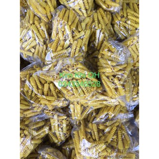 Nở nhựa vàng 8- tắc kê 8