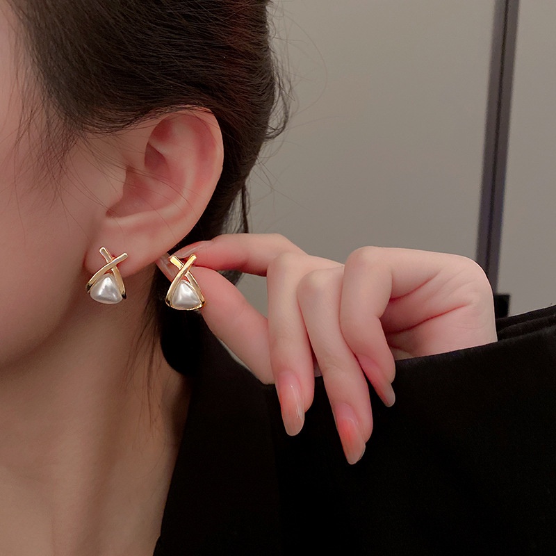 Đôi Bông Tai Ngọc Trai Giả Thời Trang