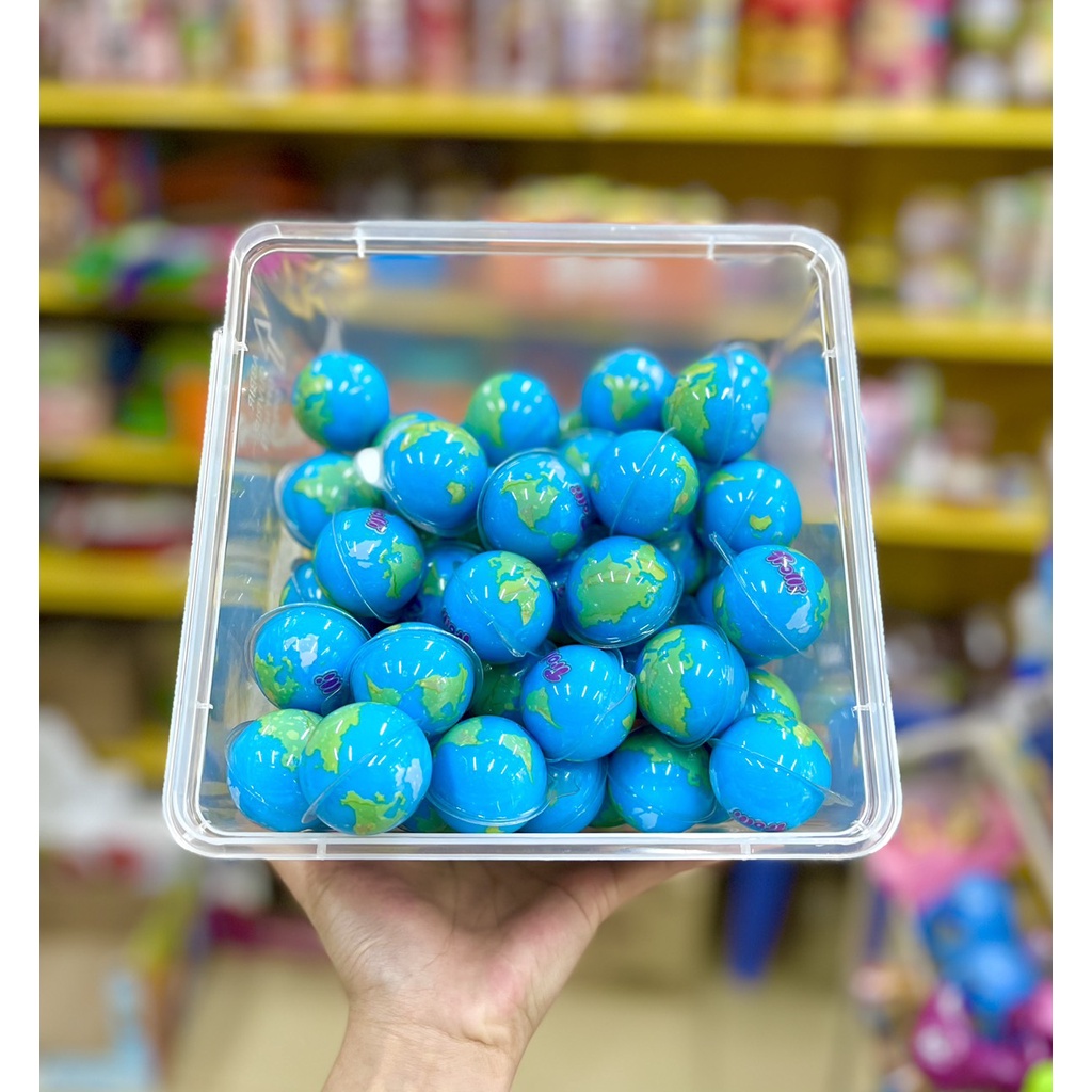 Kẹo Dẻo Trolli Planet Gummi Nhân Chảy Hình Địa Cầu Hộp 1128G