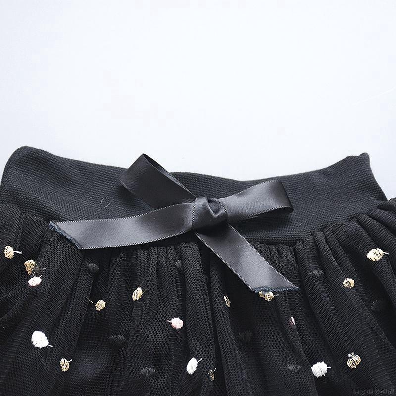 Chân váy xòe chấm bi xinh xắn cho bé gái