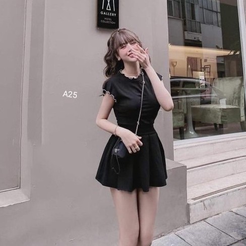 Áo croptop nữ kiểu cổ cao viền nổi