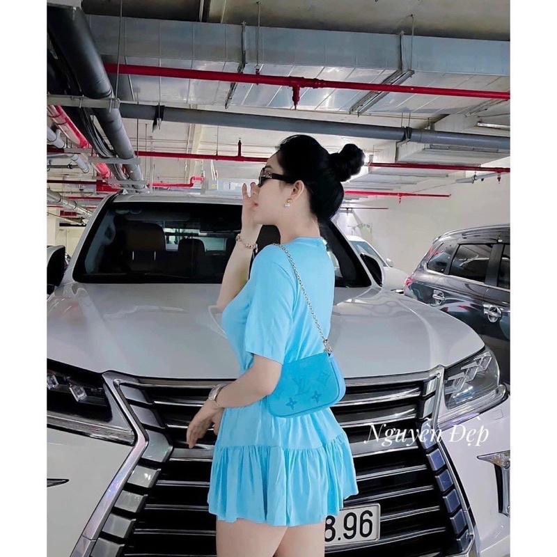 𝗕𝗜𝗚 𝗦𝗜𝗭𝗘 Set Áo Thun Chân Váy Xoè Trơn 𝟲𝟬-𝟵𝟱𝗸𝗴