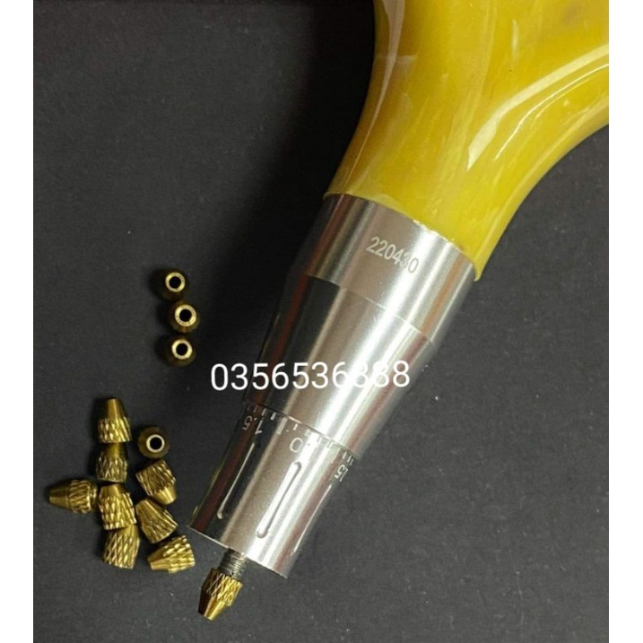 Ốc vặn giữ kim, máy thần thánh tích điện