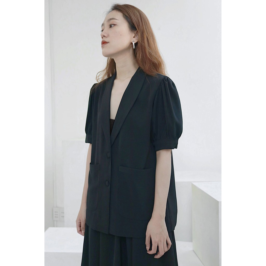 Chicka Chicka - Áo Silk short sleeve blazer - Black