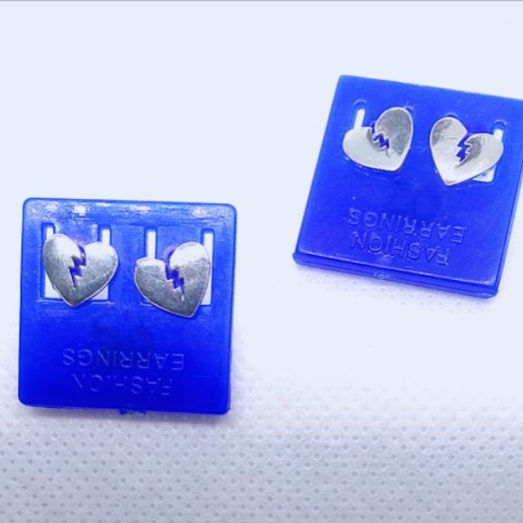 Bông tai bạc Bông tai hình tim cắt tia chớp bạc ta